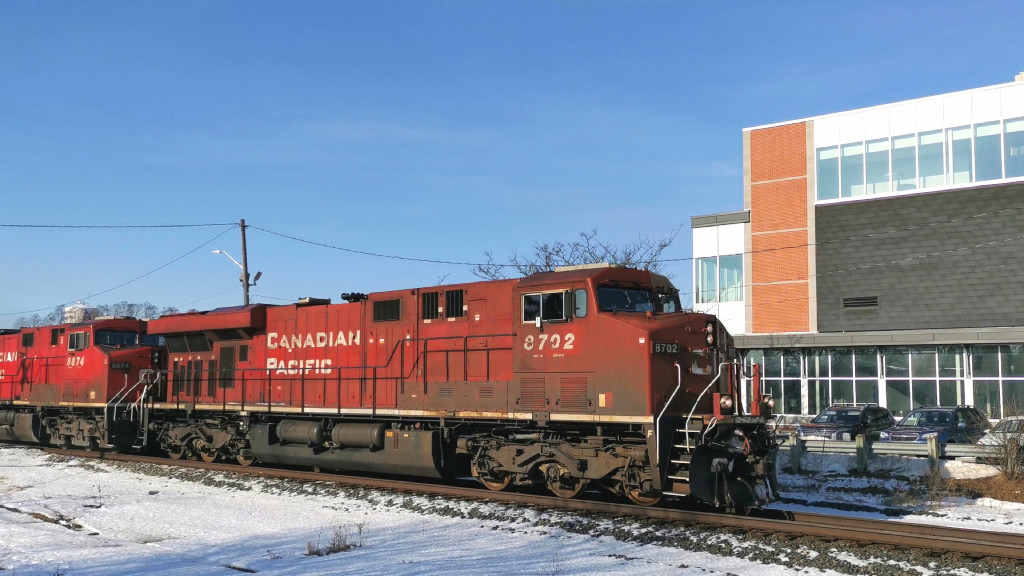 CP 8702